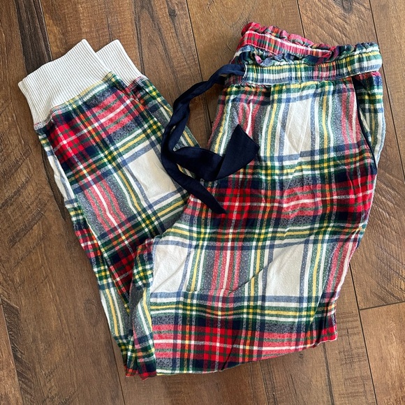 Aerie Plaid Pajama Set - Picture 5 of 7